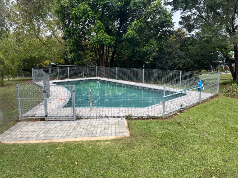 2 Bedroom Property for Sale in Harkerville A H Western Cape